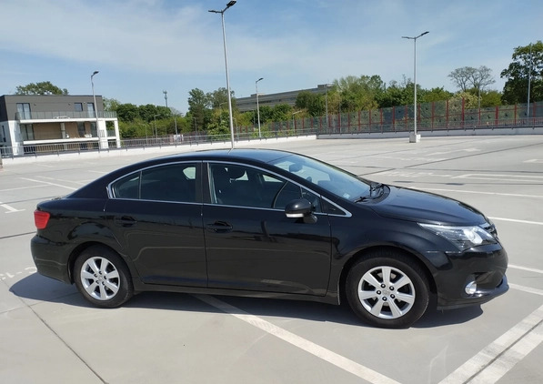 Toyota Avensis cena 43900 przebieg: 182650, rok produkcji 2014 z Legionowo małe 191